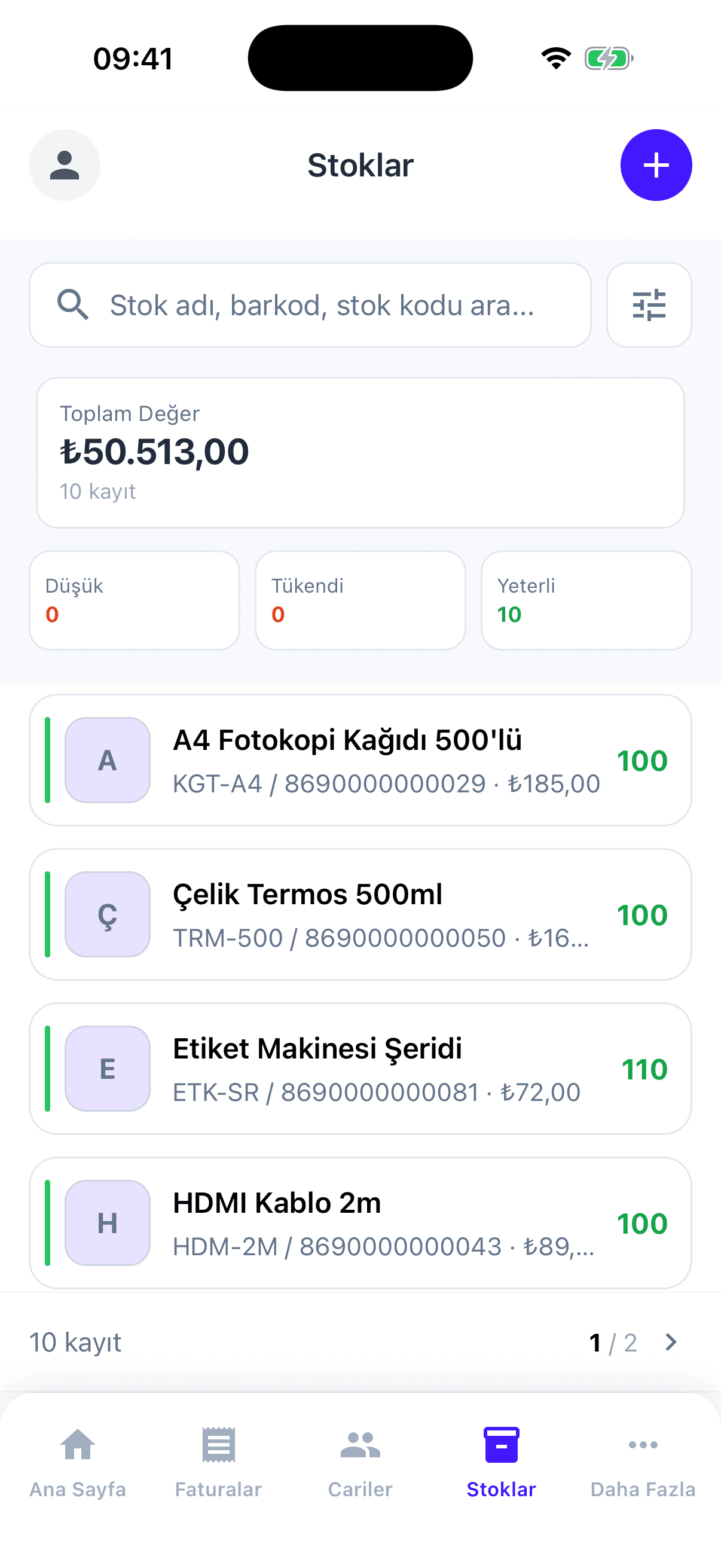 Uygulamada Stoklar ekranı: toplam stok değeri, düşük, tükendi ve yeterli ürün sayıları, barkodlu ürün listesi